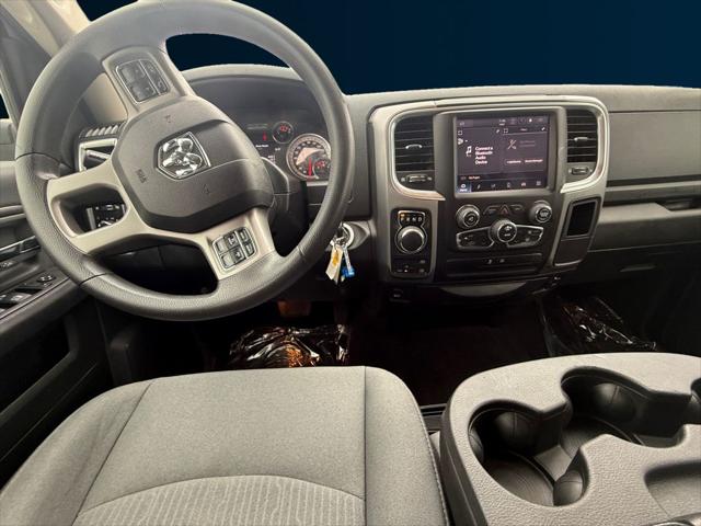 2023 Ram 1500 Classic SLT Crew Cab 4x4 5'7" Box