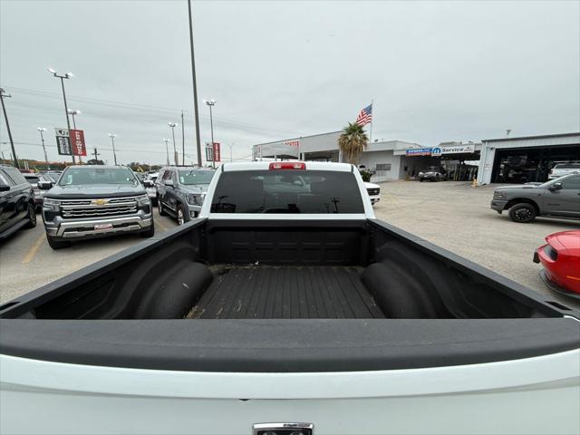 2023 Ram 1500 Classic SLT Crew Cab 4x4 5'7" Box