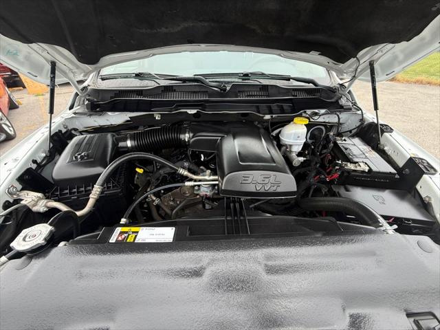 2023 Ram 1500 Classic SLT Crew Cab 4x4 5'7" Box
