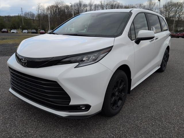 2026 Toyota Sienna Woodland Edition