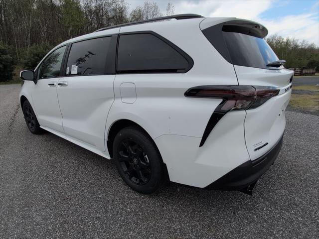 2026 Toyota Sienna Woodland Edition