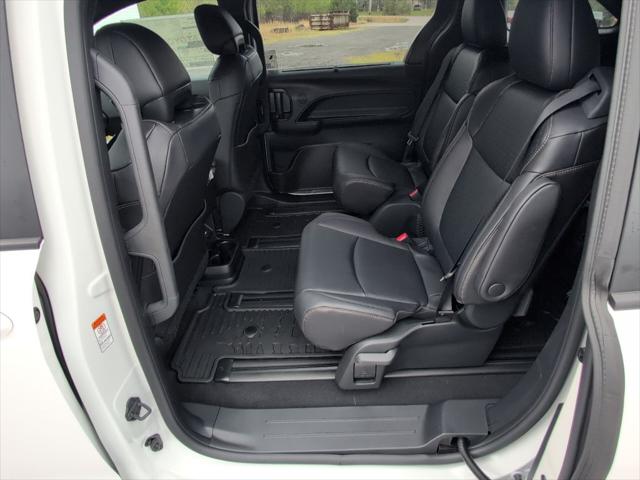 2026 Toyota Sienna Woodland Edition