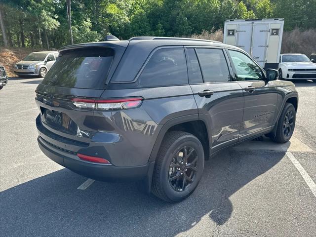 2026 Jeep Grand Cherokee Altitude 4x2
