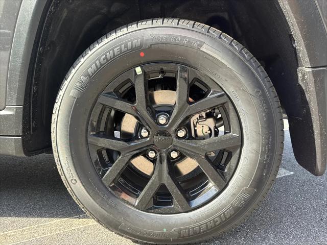 2026 Jeep Grand Cherokee Altitude 4x2