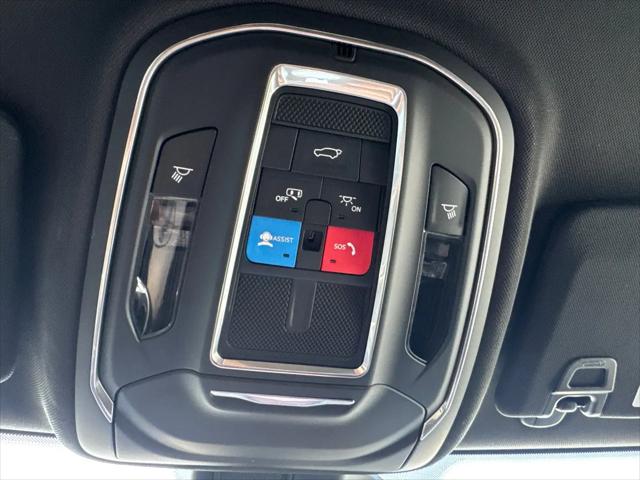 2026 Jeep Grand Cherokee Altitude 4x2