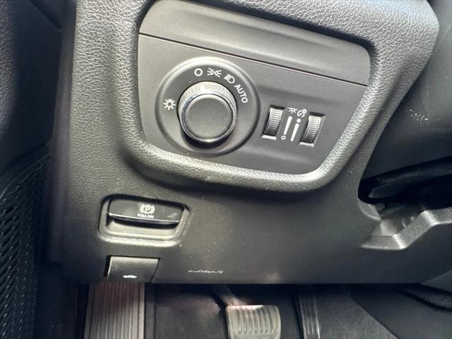 2026 Jeep Grand Cherokee Altitude 4x2