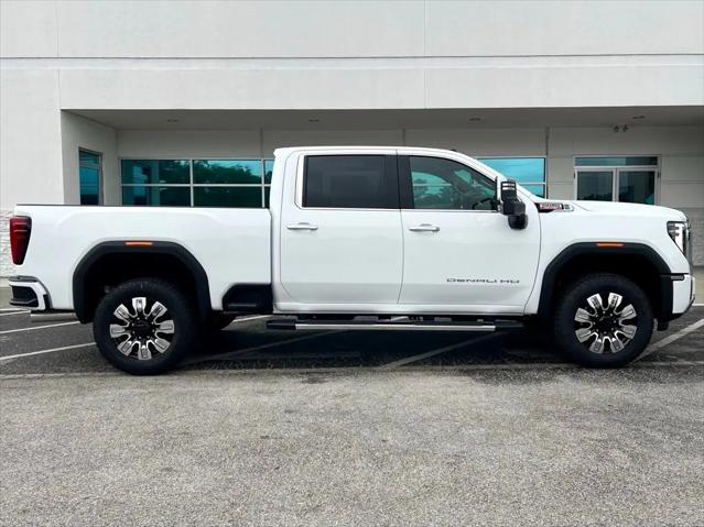2026 GMC Sierra 2500HD Crew Cab, Standard Bed, Denali, 4WD