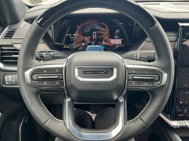2026 GMC Acadia Denali FWD