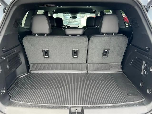 2026 GMC Acadia Denali FWD