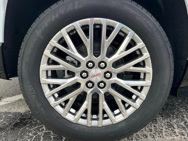 2026 GMC Acadia Denali FWD