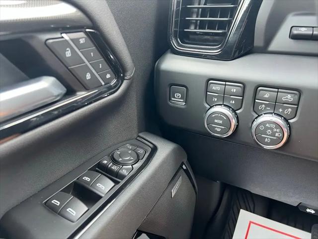 2026 GMC Sierra 2500HD Crew Cab, Standard Bed, AT4, 4WD