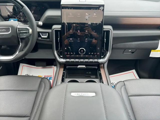 2026 GMC Yukon 4WD Denali