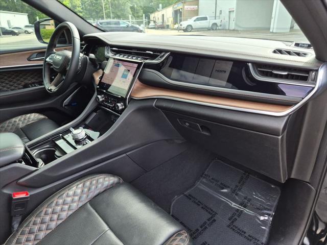 2023 Jeep Grand Cherokee Summit 4x4