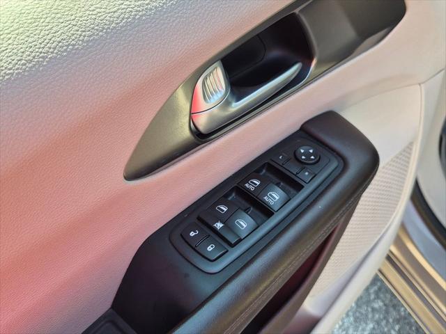 2017 Chrysler Pacifica Touring