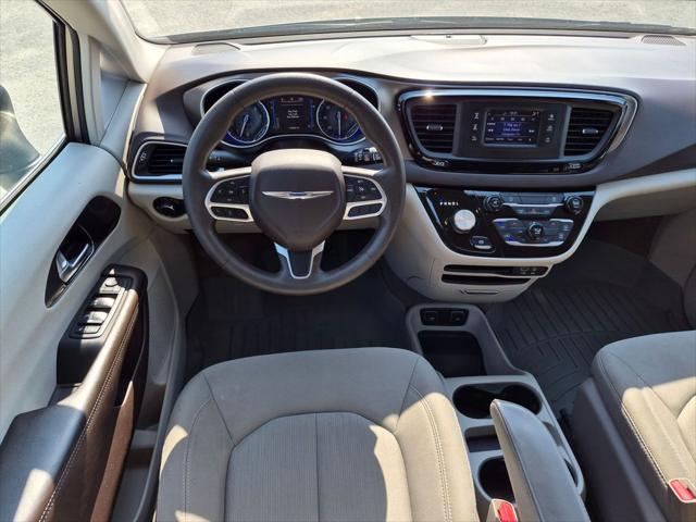 2017 Chrysler Pacifica Touring