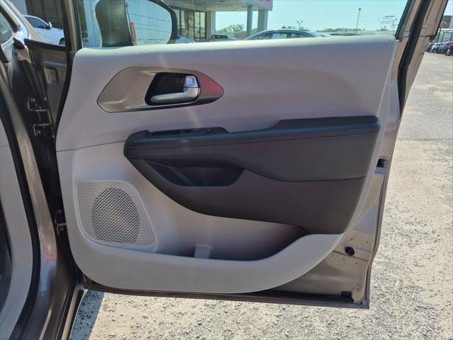 2017 Chrysler Pacifica Touring