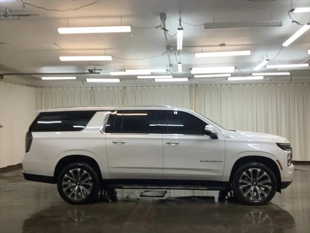 2025 Chevrolet Suburban 4WD High Country