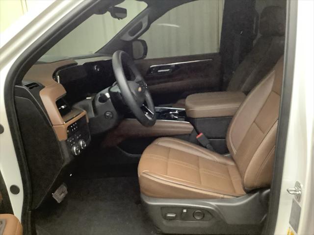 2025 Chevrolet Suburban 4WD High Country