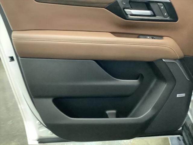 2025 Chevrolet Suburban 4WD High Country