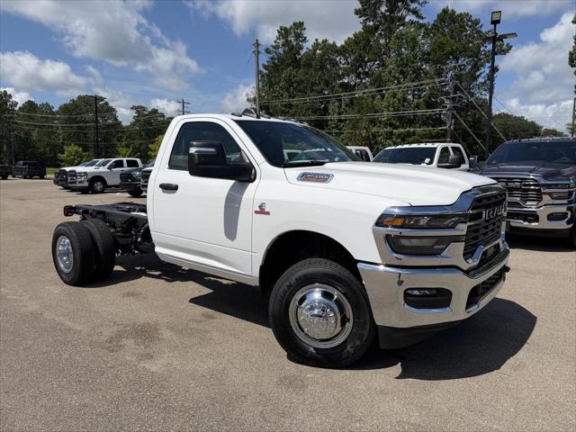 2026 RAM Ram 3500 Chassis Cab RAM 3500 TRADESMAN CHASSIS REGULAR CAB 4X2 60 CA 2026 RAM Ram 3500 Chassis Cab RAM 3500 TRADESMAN CHASSIS REGULAR CAB 4X2 60 CA