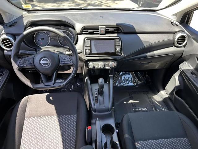 2024 Nissan Versa 1.6 S