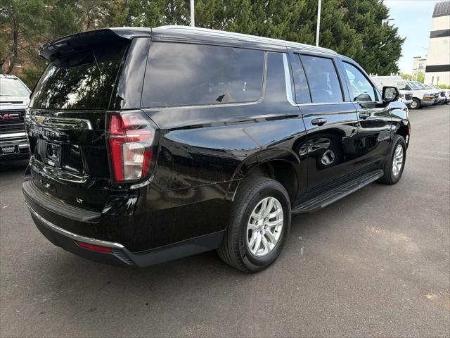 2024 Chevrolet Suburban 4WD LT