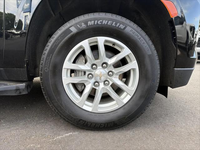 2024 Chevrolet Suburban 4WD LT