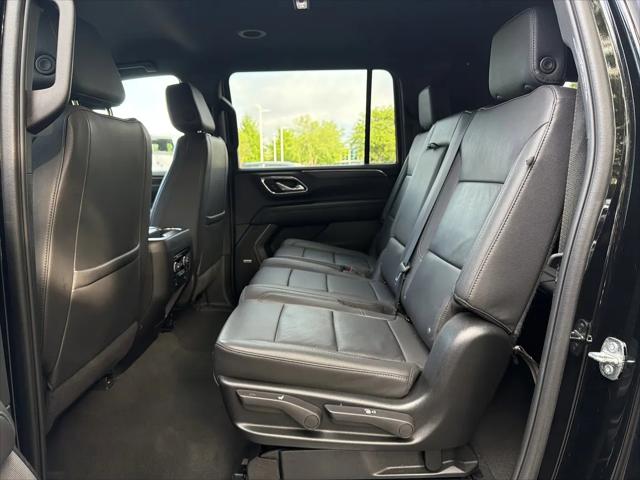 2024 Chevrolet Suburban 4WD LT