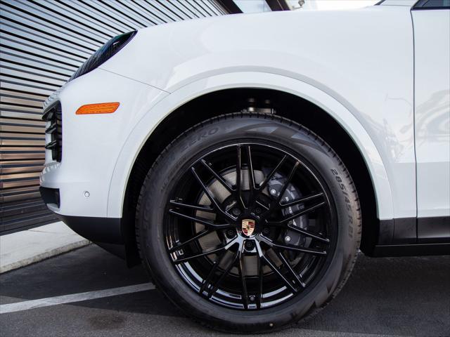 2026 Porsche Cayenne Unknown