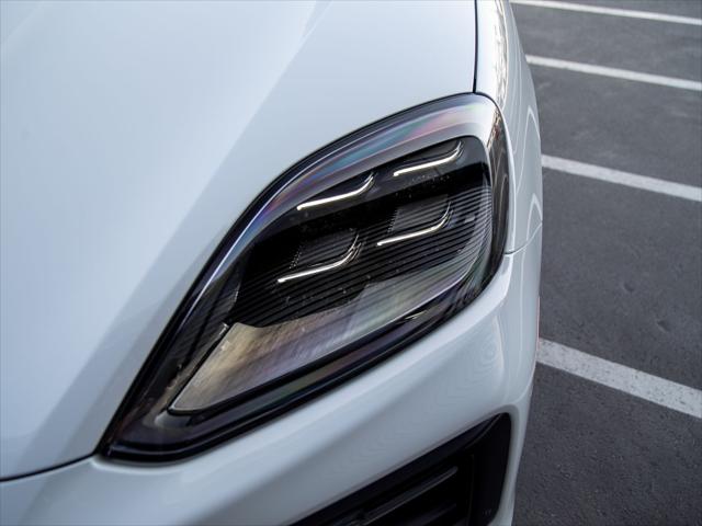 2026 Porsche Cayenne Unknown