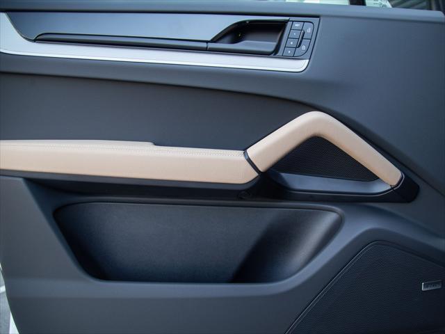 2026 Porsche Cayenne Unknown