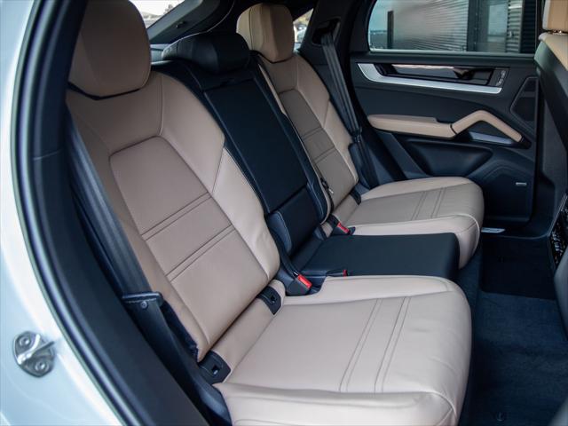 2026 Porsche Cayenne Unknown