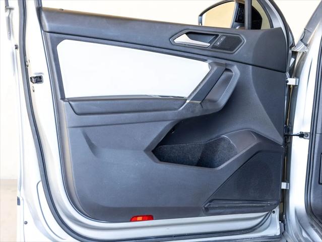 2020 Volkswagen Tiguan 2.0T SE R-Line Black