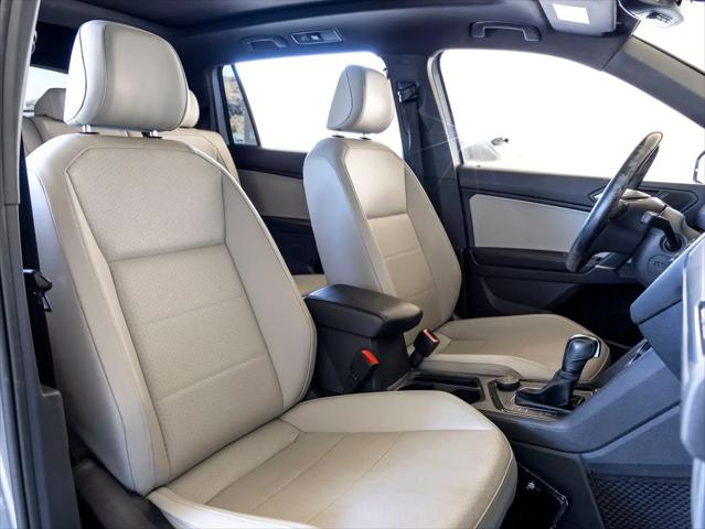 2020 Volkswagen Tiguan 2.0T SE R-Line Black