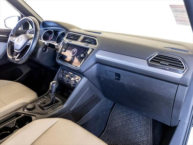 2020 Volkswagen Tiguan 2.0T SE R-Line Black