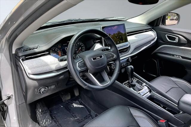 2022 Jeep Compass Latitude Lux 4x4