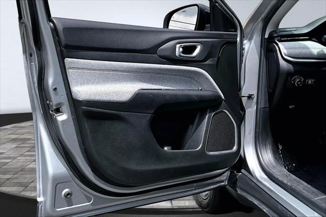 2022 Jeep Compass Latitude Lux 4x4