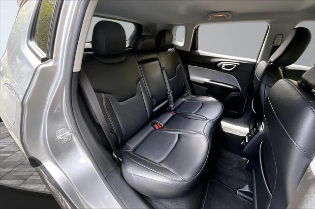 2022 Jeep Compass Latitude Lux 4x4