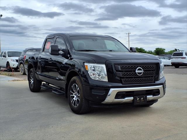 2024 Nissan Titan Crew Cab SV 4x4