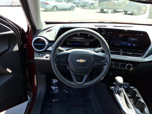 2024 Chevrolet Trax FWD LT