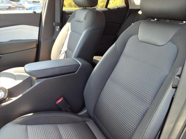 2024 Chevrolet Trax FWD LT
