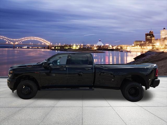 2026 RAM Ram 3500 RAM 3500 TRADESMAN CREW CAB 4X4 8 BOX