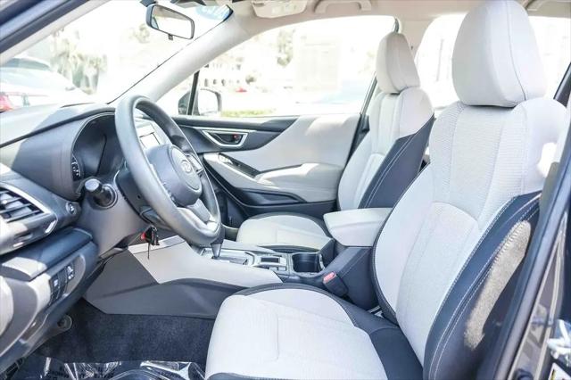 2023 Subaru Forester Base