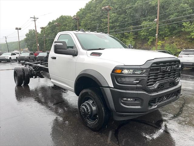 2026 RAM 5500 Chassis RAM 5500 TRADESMAN CHASSIS REGULAR CAB 4X4 120 CA