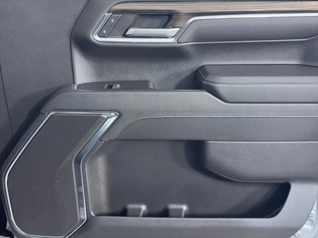 2024 Chevrolet Silverado 1500 4WD Crew Cab Short Bed LT with 2FL