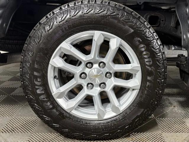 2024 Chevrolet Silverado 1500 4WD Crew Cab Short Bed LT with 2FL