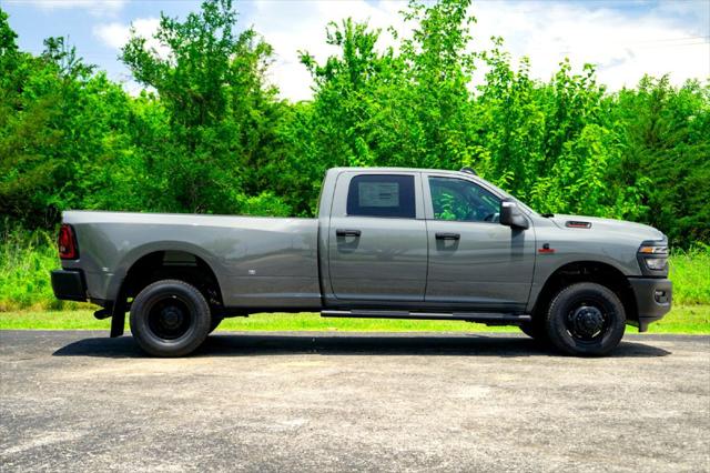 2026 Ram 3500 Tradesman Crew Cab 4x4 8' Box