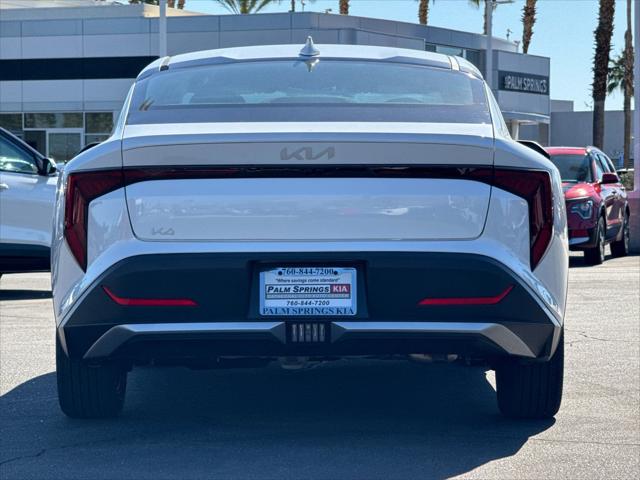 2026 Kia K4 LXS