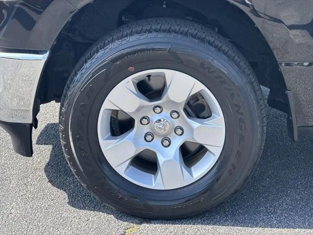 2022 Ram 1500 Big Horn Crew Cab 4x4 5'7" Box