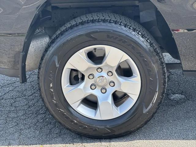 2022 Ram 1500 Big Horn Crew Cab 4x4 5'7" Box